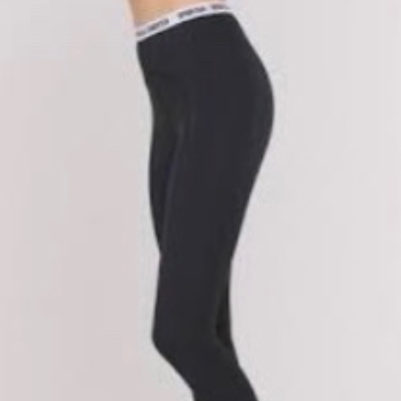 Spiritual Gangster Skylar Frame Bra/Saga SG Tight 2 Pcs Set - Picture 5 of 16